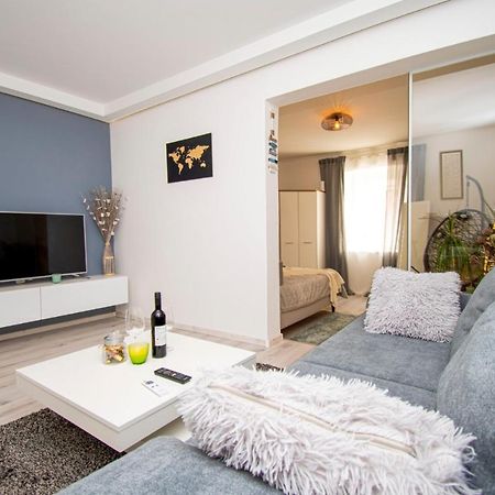 Oasis Apartment Пула Екстер'єр фото